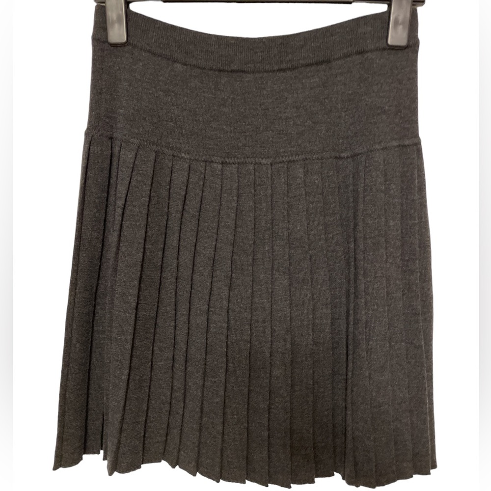 Urban Wool, Merino Collection, Grey Wool Pleated Skirt, Size L